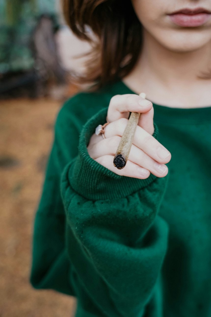 Best Cannabis Strains for Pain, Stress, and Sleep (Myrcene + CBD Friendly Picks)